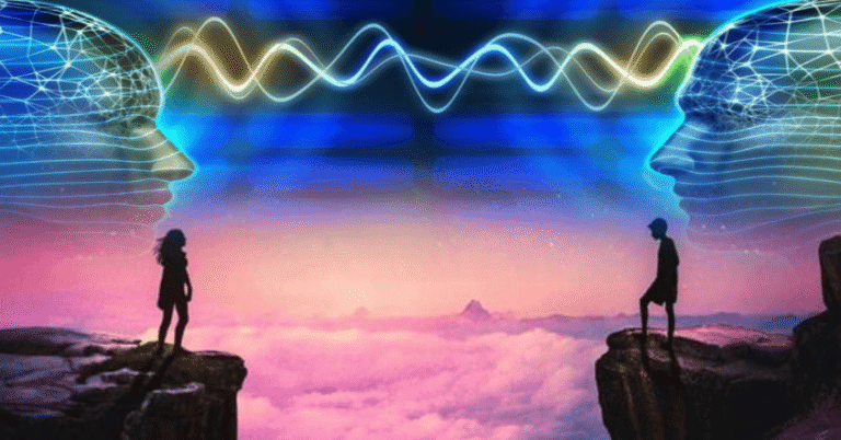 Giải Mã Giấc Ngủ Nằm Mơ: Hiểu Điềm Báo, Sống An Tâm! 8 Người mơ mộng giữa biểu tượng tâm linh