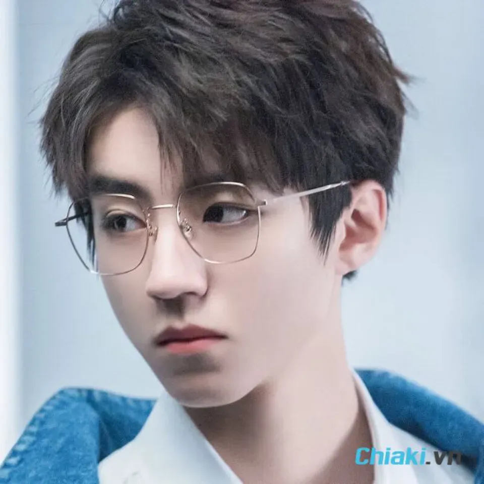 Hình ảnh kiểu Tóc layer nam mặt trái xoan, dễ dàng hợp với mọi kiểu