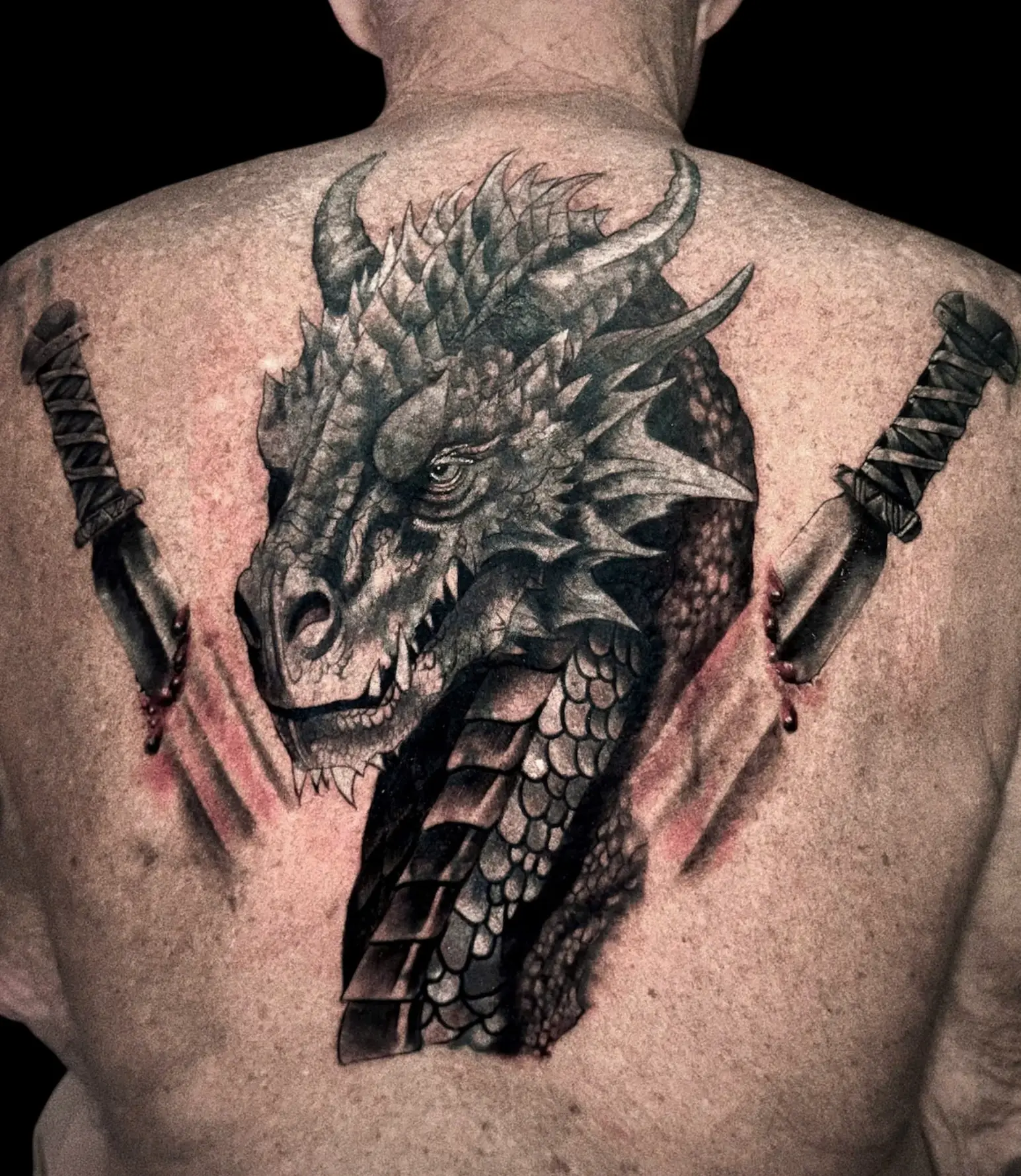 Giải Mã Giấc Mơ Thấy Rồng Phương Tây: Điềm Báo & Hóa Giải 3 Rồng Tây: Mạnh mẽ, Bí ẩn, Đỉnh cao quyền năng.