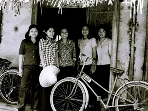 Xe đạp cũ hoài niệm: Bình yên suy tư.