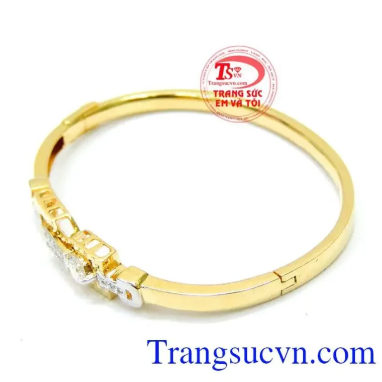 Vòng vàng 18K đẹp lấp lánh