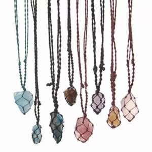 Vòng phong thủy đá tự nhiên năng lượng đẹp.