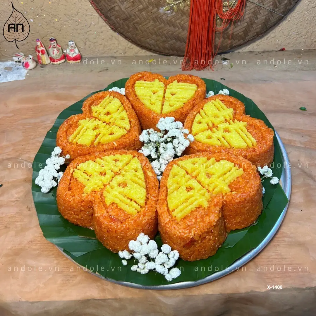 Mâm cúng trang trọng, xôi cúng nổi bật.