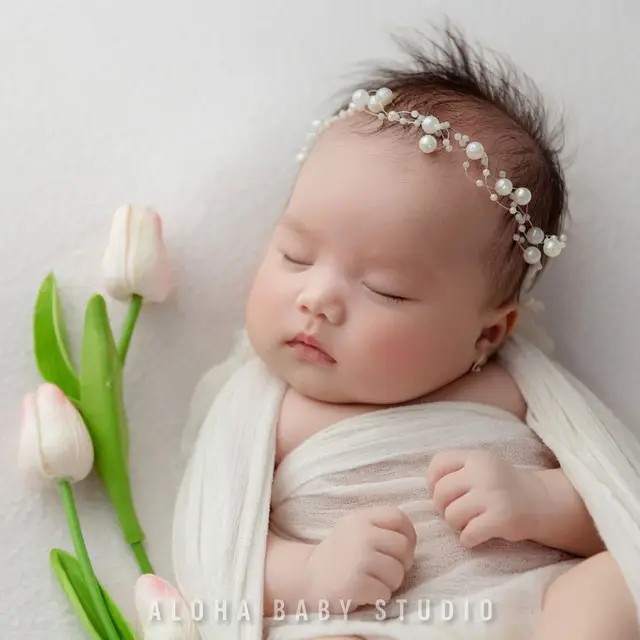 Chân dung bé sơ sinh đáng yêu dễ thương