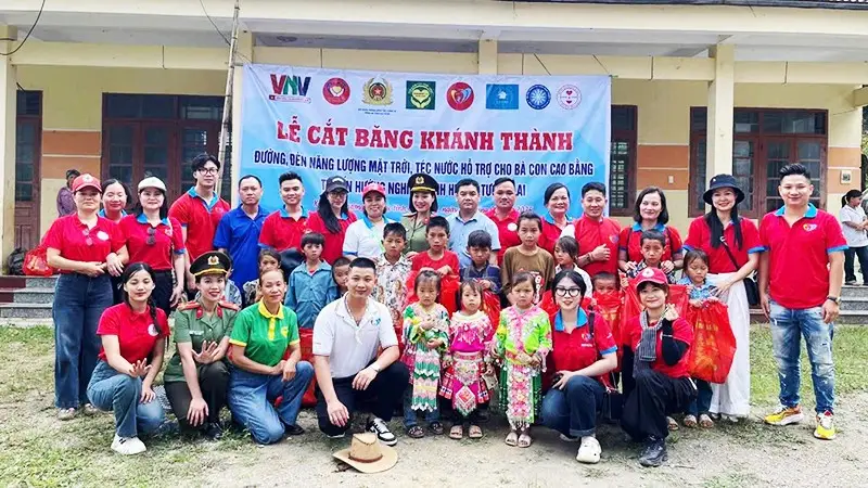 Cộng đồng thiện nguyện: Sức mạnh lòng tốt, Nhân hòa.