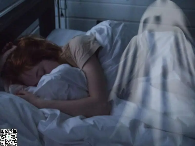 Giấc mơ chìm đắm biểu tượng tâm linh.