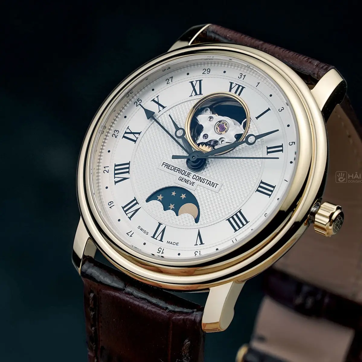 Đồng hồ cổ điển huyền ảo, bí ẩn giấc mơ.