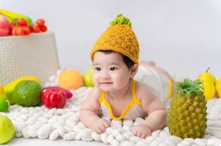 Đặt tên con theo họ Phạm: Hướng dẫn chuyên sâu hợp Mệnh, đón Vận tốt 1 Em bé đáng yêu: Biểu tượng khởi đầu mới.