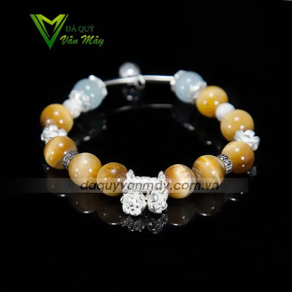 Lựa Chọn Vòng Phong Thủy Tuổi Tân Hợi 1971 Đem Lại Bình An, Tài Lộc 7 Đá phong thủy mệnh Kim: Thạch Anh Vàng, Trắng, Mắt Hổ.