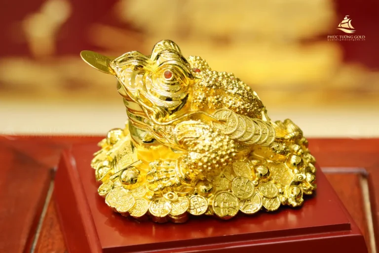 Cóc Thiềm Thừ: Linh vật hút tài lộc.