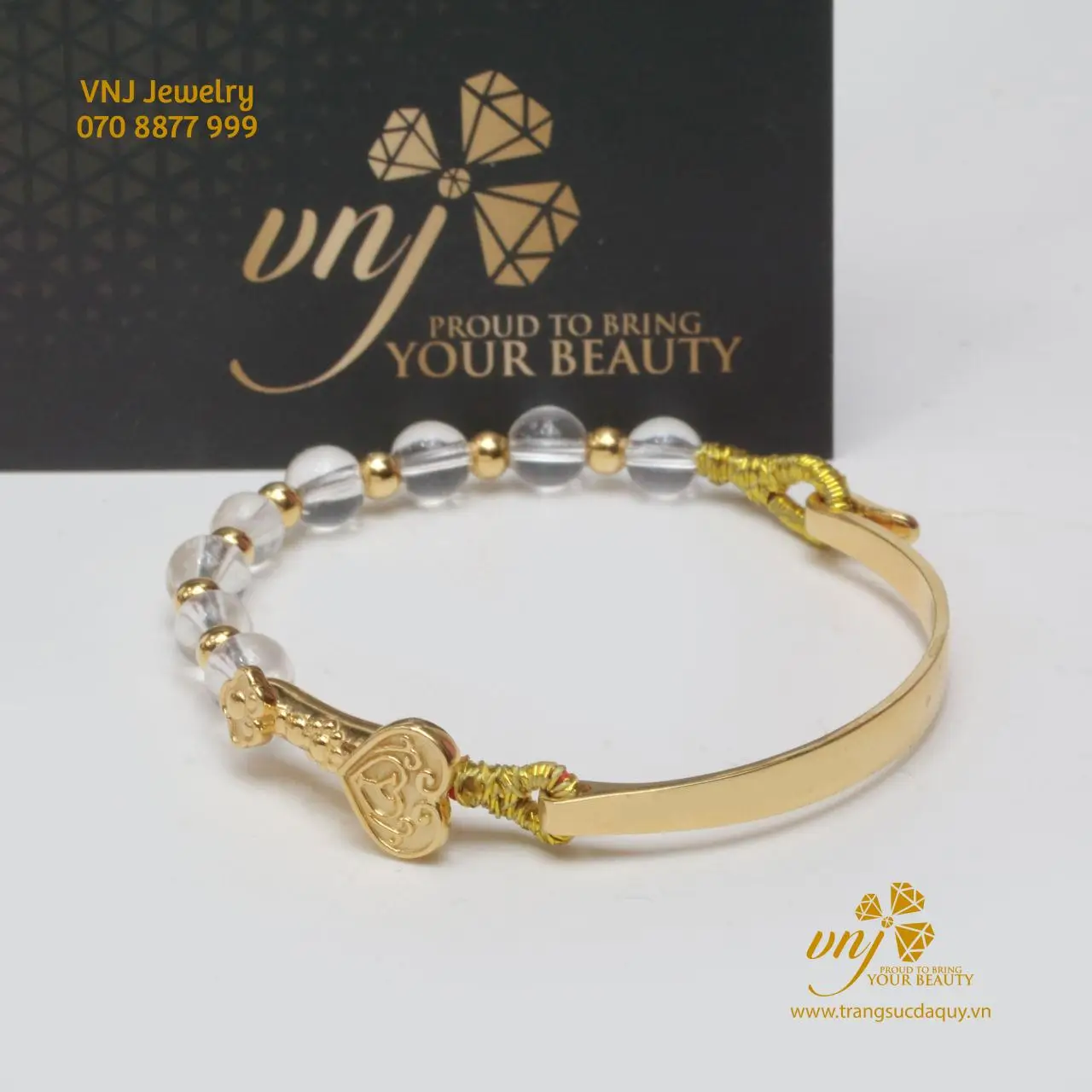 Vòng vàng 18K mix đá quý tự nhiên tinh xảo