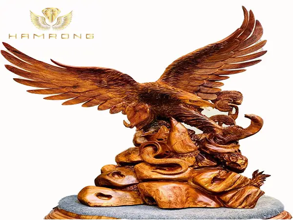 Đại Bàng Văn Phòng Trong Phong Thủy: Khai Mở Khí Chất Lãnh Đạo, Thu Hút Thành Công Vượt Trội 6 Tượng Đại Bàng: Kim loại, đá, gỗ.