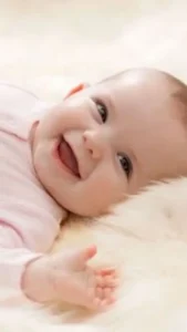 Bé Yêu Ngủ Bình Yên, Cười Tươi Rạng Rỡ