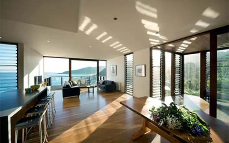 Nằm Mơ Thấy Bão: Giải Mã Điềm Báo Và Hóa Giải Lo Âu 8 Phong thủy: Sống xanh, ánh sáng tự nhiên.