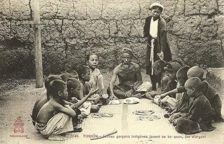 Bảng Số Cổ Điển Tinh Tế, Không Cờ Bạc.