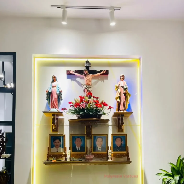 Chùa, Bàn Thờ Gia Tiên: Không Gian Thanh Tịnh