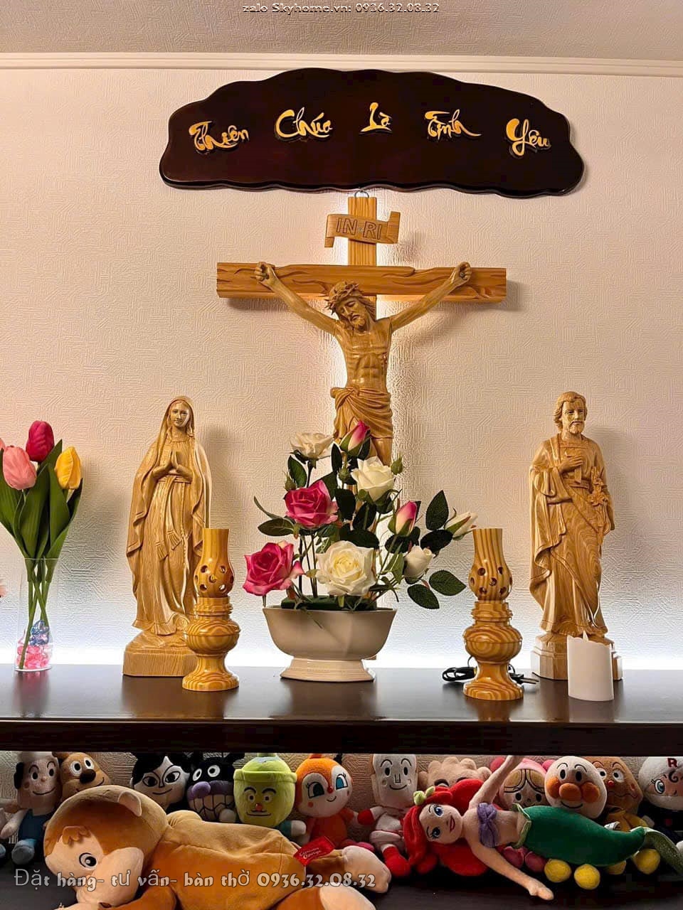 Bàn thờ gia tiên và hoạt động thiện nguyện cộng đồng