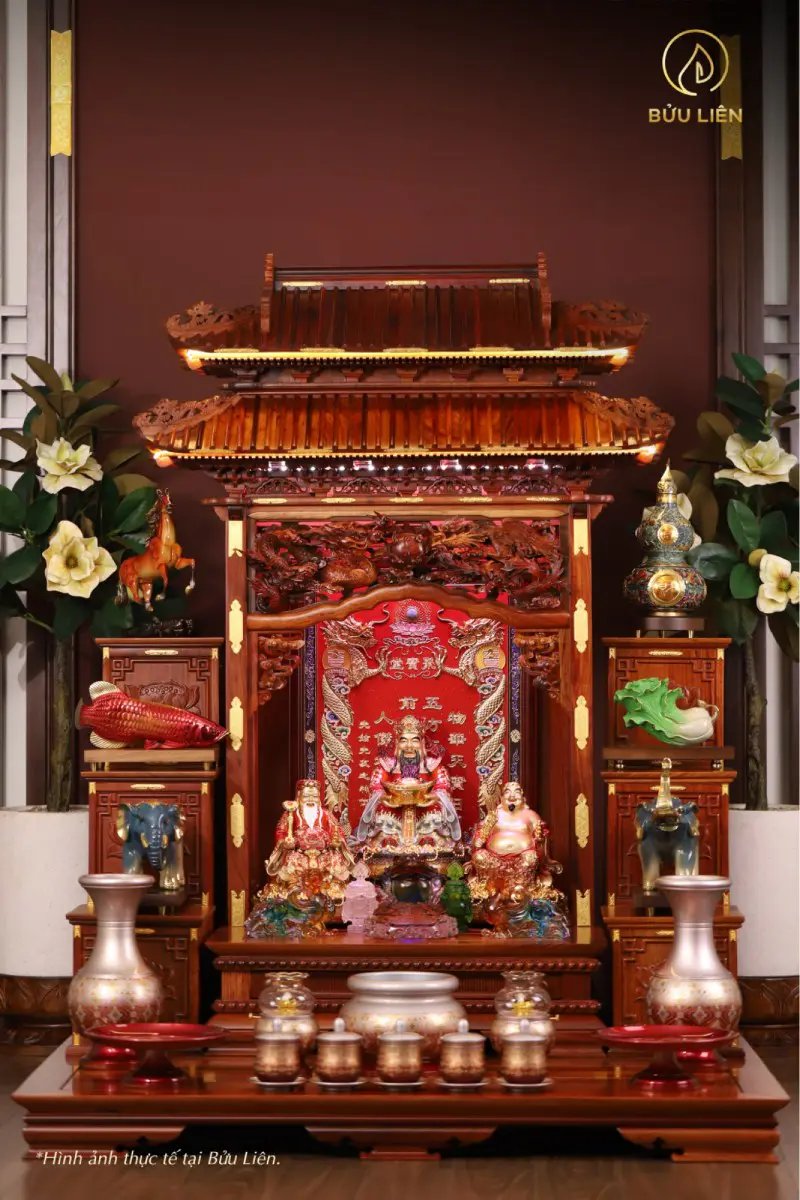 Bàn thờ khai quang Tỳ Hưu trang trọng đầy đủ vật phẩm.