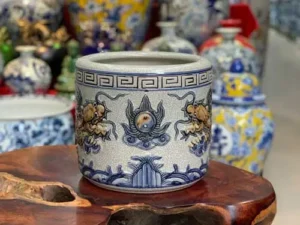 Bát hương gốm sứ Thần Tài.