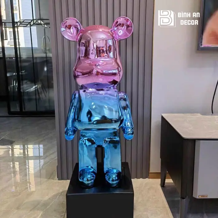 Giải Mã Giấc Mơ Thấy Con Gấu: Điềm Báo & Hướng Hóa Giải An Tâm 4 Gấu Biểu Tượng Không Gian Huyền Ảo