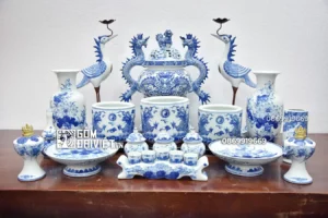 Vật phẩm thờ cúng bằng sứ tiêu biểu
