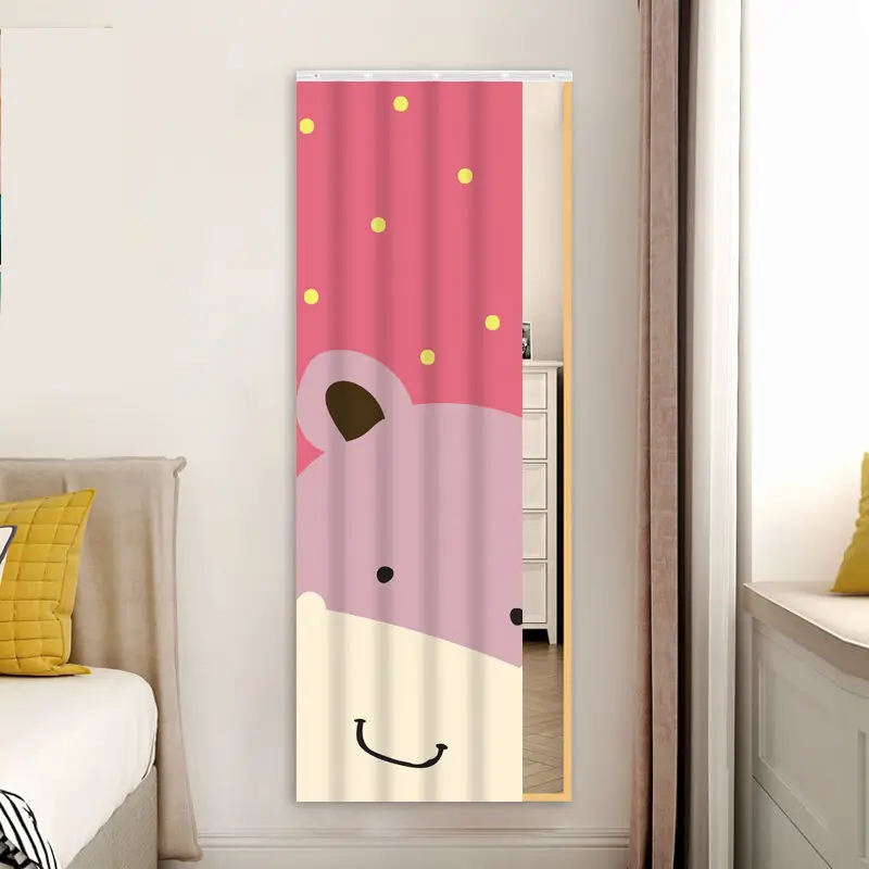 Kiêng Kỵ Gương Đối Diện Bếp: Giải Mã Và Hóa Giải Chuẩn Phong Thủy 6 Hóa giải phong thủy: Rèm che gương.