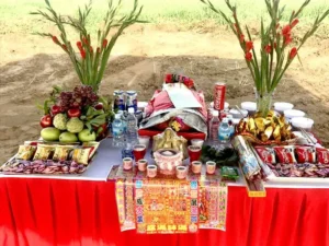 Mâm lễ vật cúng động thổ trang trọng.