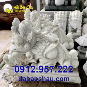 Cặp Tỳ Hưu đá tự nhiên uy nghi.