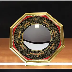 Gương bát quái lõm hút vượng khí công viên.