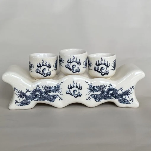 Bộ 3 chén thờ gốm sứ truyền thống.