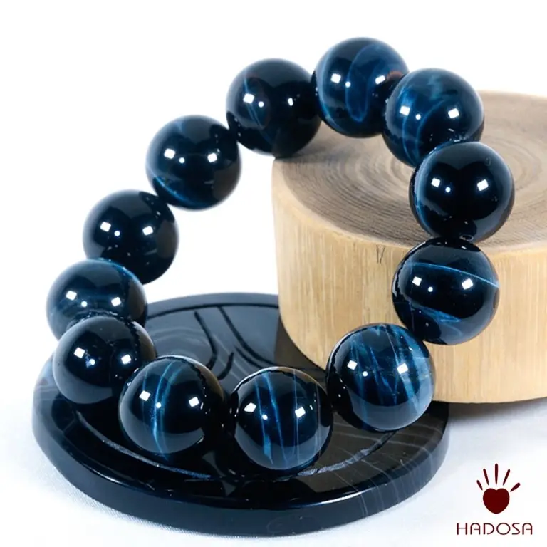 Giải Mã Sức Mạnh Vòng Đá Mắt Hổ Cho Tuổi Tý: Kiến Thức Phong Thủy Chuyên Sâu Từ Chuyên Gia 6 Vòng Tay Đá Mắt Hổ Xanh Dương Cao Cấp