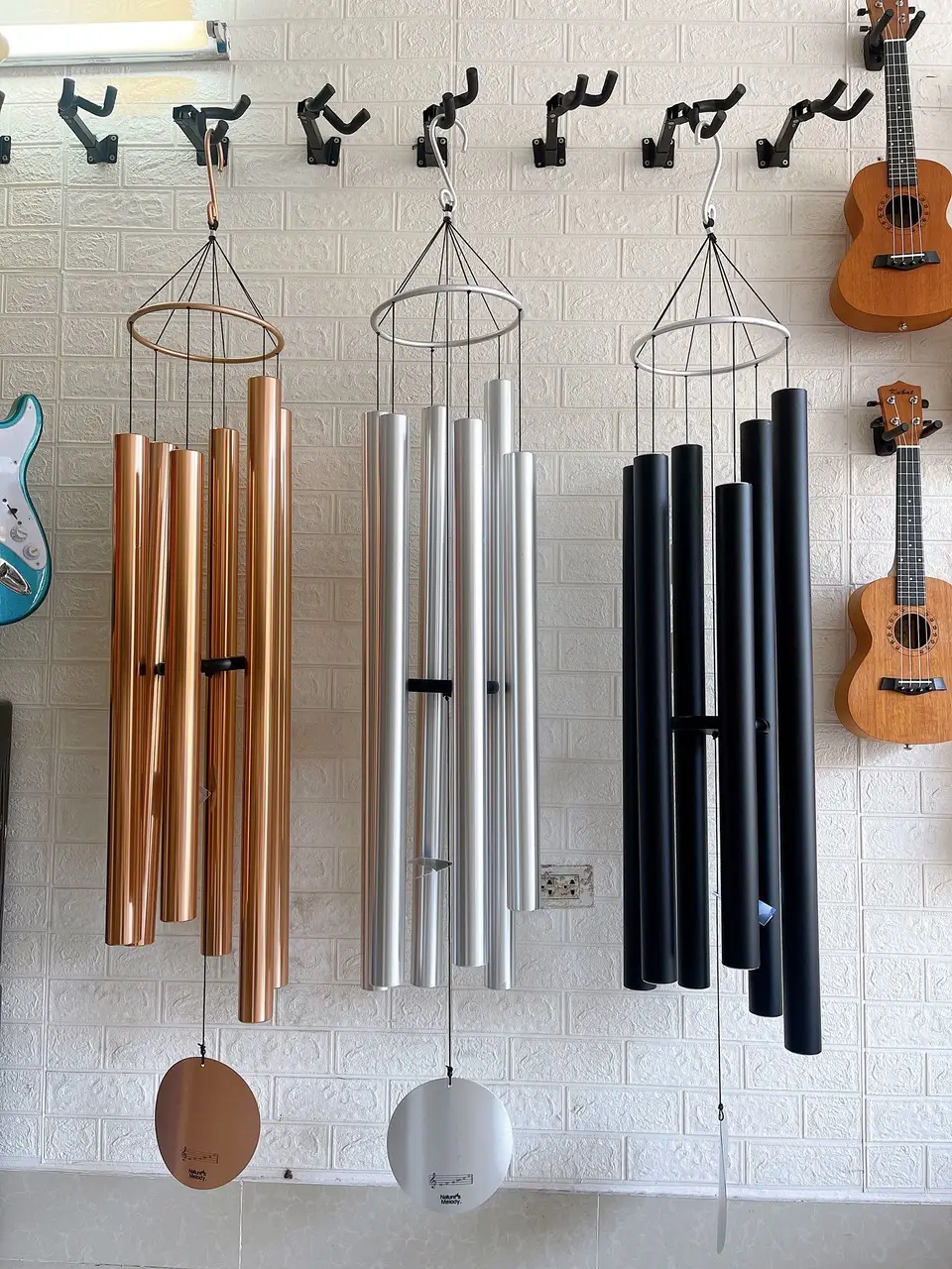 Chuông gió: Âm thanh an yên thư thái.