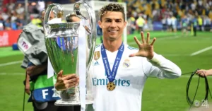 Người đang mơ cúp C1 sáng chói.