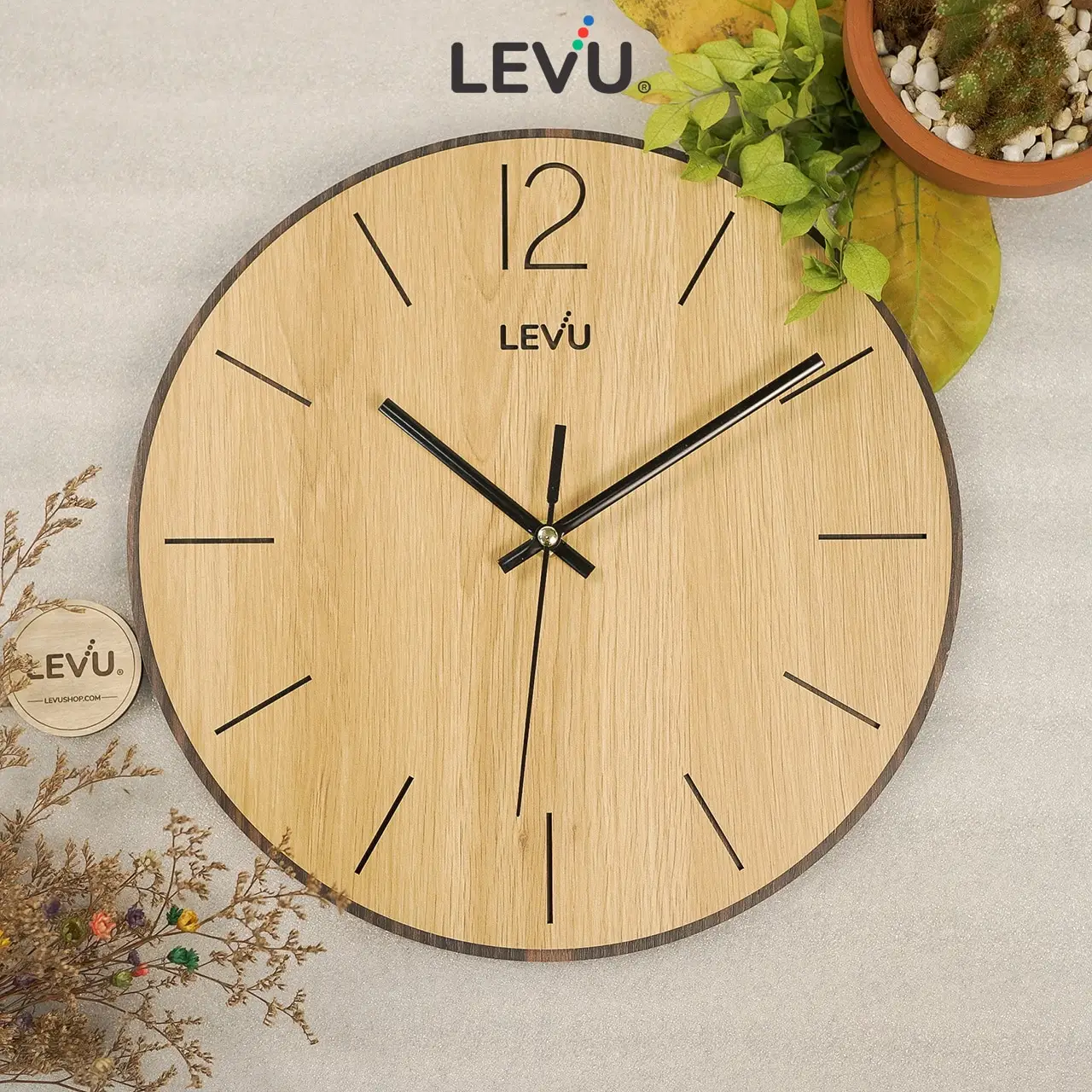 Ý Nghĩa Đồng Hồ Treo Tường: Khai Mở Công Danh, Vượng Tài Lộc 6 Đồng hồ treo tường gỗ kim loại tối giản sang trọng.