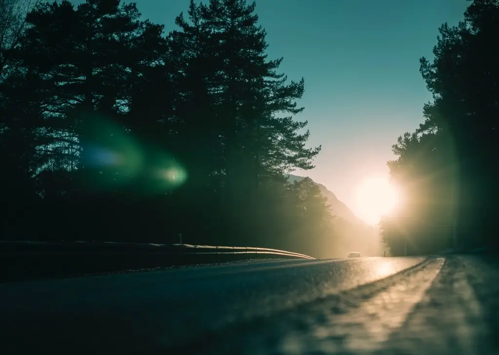 Suy tư về giấc mơ, ánh sáng hy vọng.