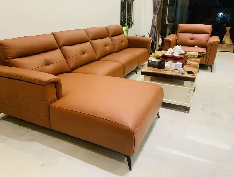 Sofa da nâu sang trọng cho văn phòng quyền lực.