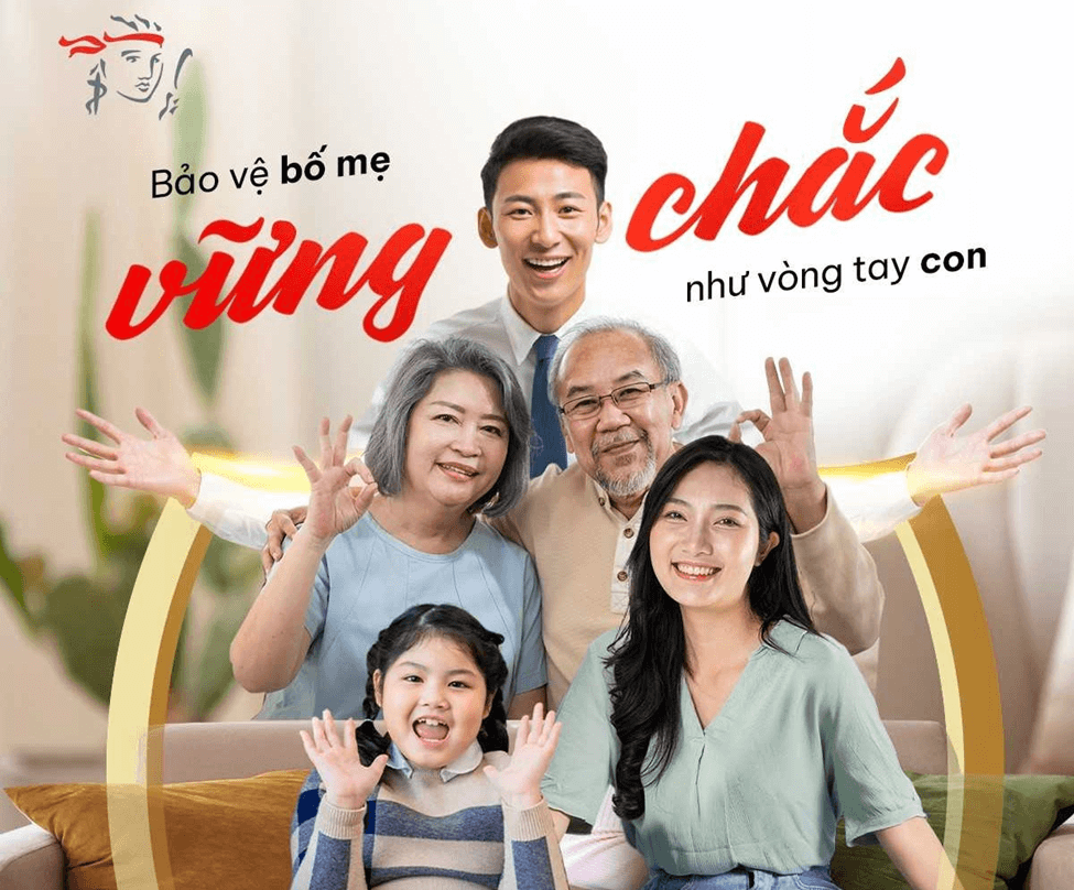 Gia đình hạnh phúc hướng tới tương lai hy vọng.
