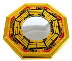 Treo Gương Bát Quái Mặt Tiền Hóa Giải Sát Khí