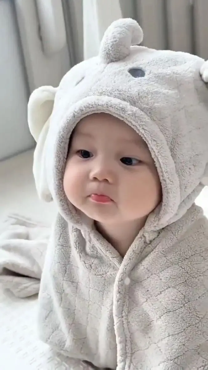 Giải Mã Bí Ẩn: Đặt Tên Con Theo Họ Lê Thần Số Học Chuẩn Phong Thủy 6 Ảnh Em Bé Đáng Yêu