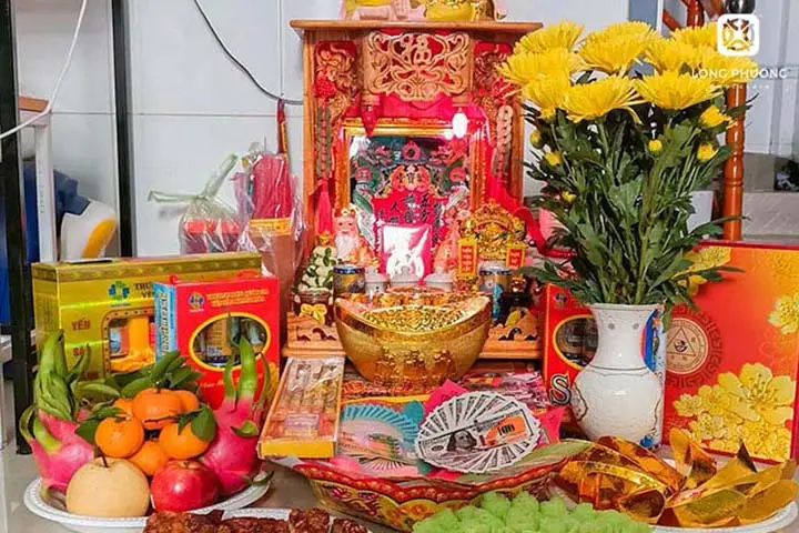 Bình hoa cúng Thần Tài chuẩn phong thủy.