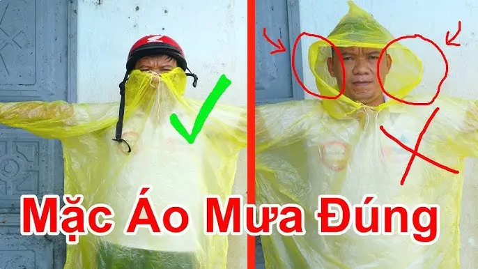 Nằm mơ thấy áo mưa: Giải mã chi tiết và cách hóa giải điềm xấu 4 Người mặc áo mưa rách dưới mưa.