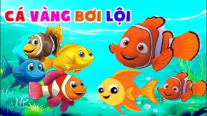 Cá vàng bơi lội hồ xanh biểu tượng thịnh vượng