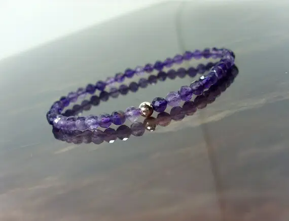 Giải Mã Sức Mạnh: Vòng Thạch Anh Tròn Khác Facet Như Thế Nào? 7 Amethyst Faceted Beaded Bracelet