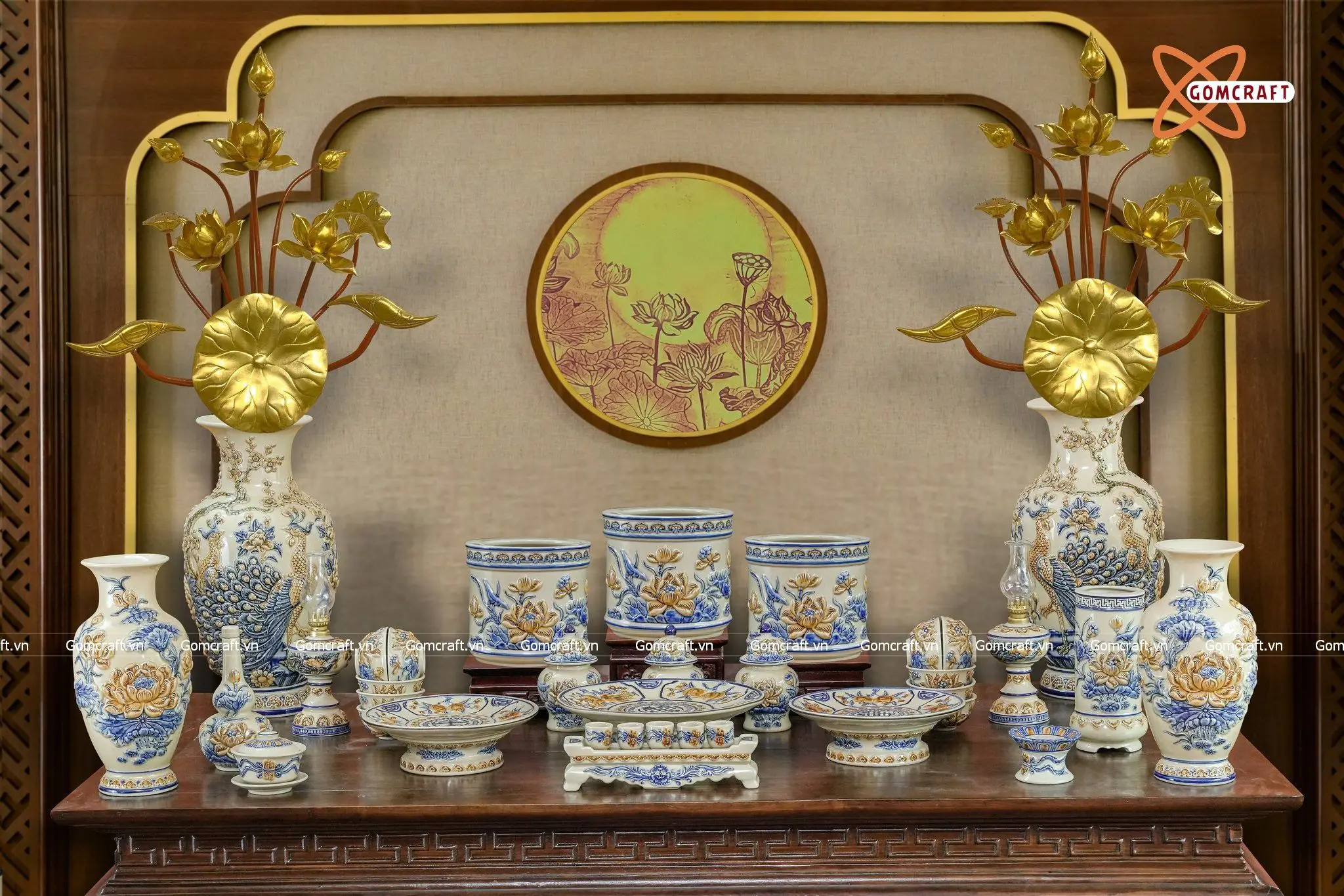 Bộ Đồ Thờ Cúng Bát Tràng: Hướng Dẫn Sắp Đặt Chuẩn Mực Gia Tiên 7 Vật phẩm thờ cúng Bát Tràng hoa văn tinh xảo