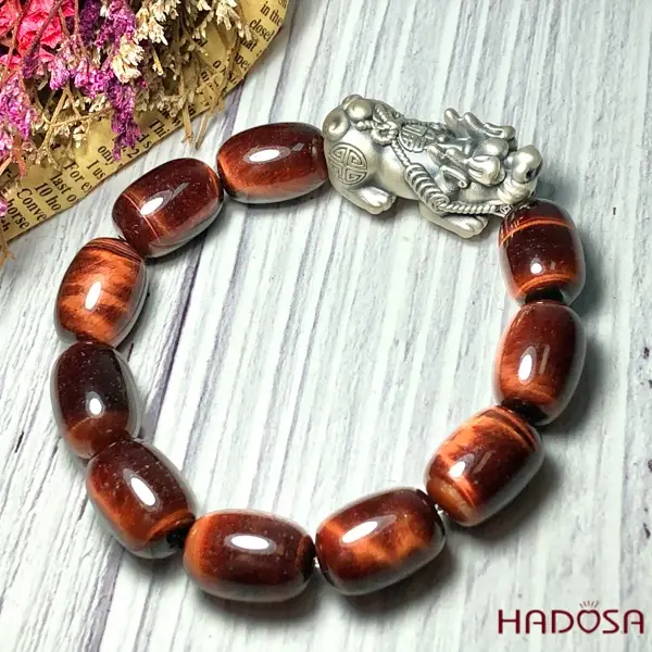 Bí Quyết Hóa Giải Gương Bằng Đá Mắt Hổ Để An Gia, Vượng Lộc 6 Đá mắt hổ đa dạng: Cầu, trụ, tỳ hưu đẹp mắt.