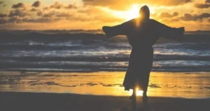 Cân bằng Thiên-Địa-Nhân: Con người tự chủ nội tâm.