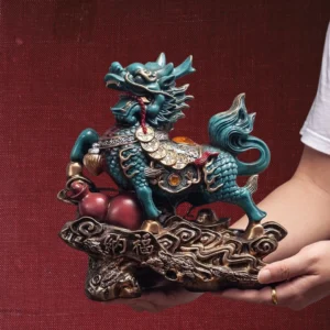 Kỳ Lân Uy Nghi Thân Thiện Phương Đông