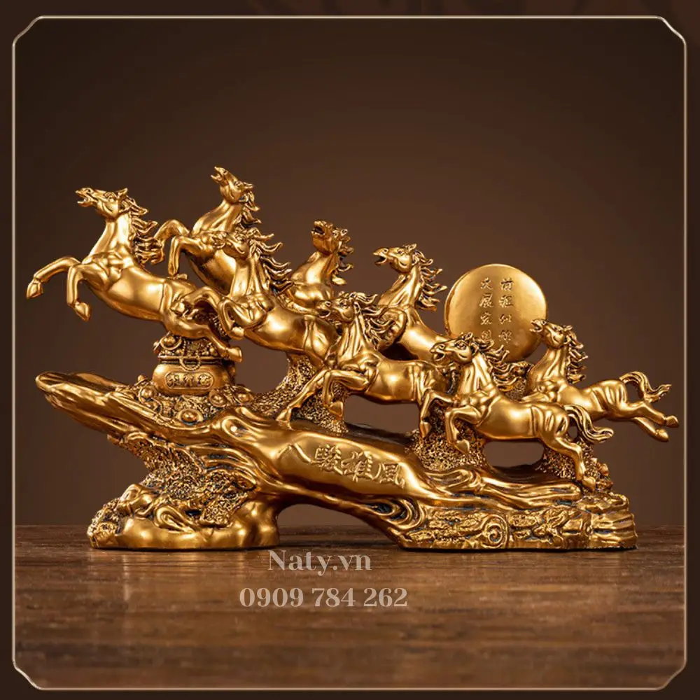 Bát Mã Truy Phong: Khám Phá Ý Nghĩa Ngựa 8 Con Trong Phong Thủy 7 Bát Mã Truy Phong đồng bàn làm việc.