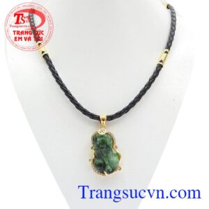 Mặt dây chuyền Tỳ Hưu đá quý phong thủy nam.