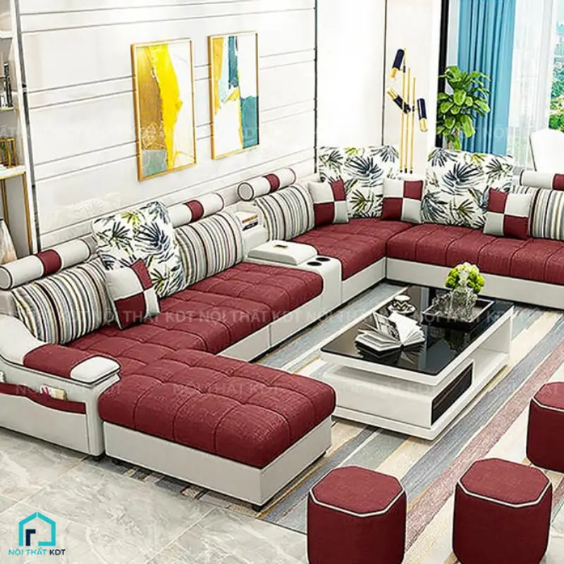 Khai Mở Sức Mạnh: Ý Nghĩa Màu Đỏ Mệnh Hỏa Và Cách Vận Dụng 6 Phòng khách hiện đại, thảm đỏ đô, sofa xám.